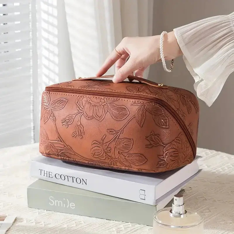 Vintage Flower Women Tote Cosmetic Bag Fashion Portable Pillow Makeup Orgainzer Pouch Washbag Large Capacity Travel Zipper Bag TroussesToilette