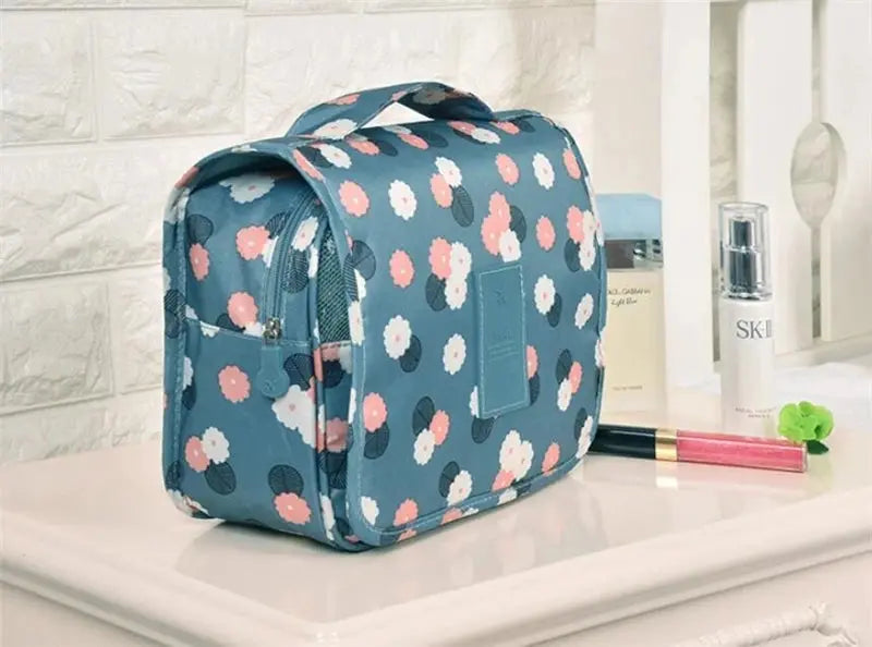 Multifunctional Travel Hook Wash Bag Cosmetics Storage Bag Waterproof Toiletries Beauty Organizer Ladies Bathroom Storage Bag TroussesToilette
